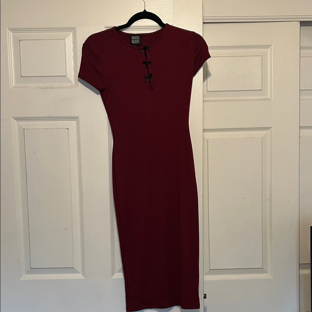 NWOT Derek Heart Deep Red Midi Dress
